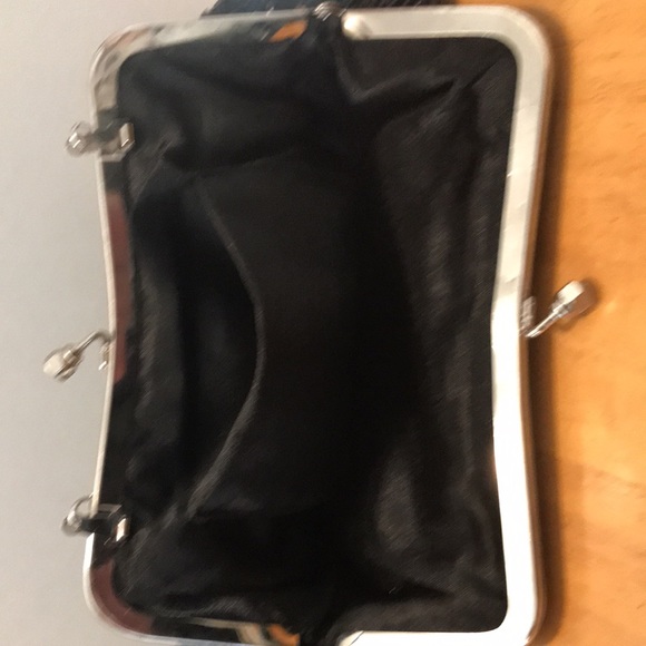 New.  Beaded n rhinestone evening bag - Picture 5 of 7